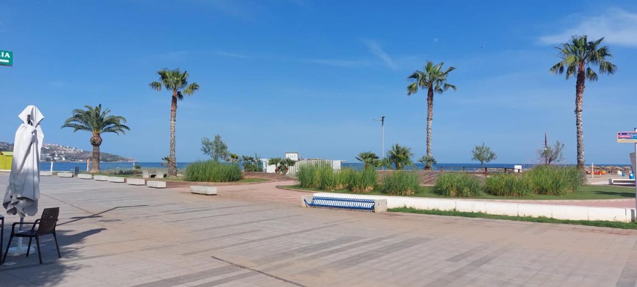 Casa Adosada Gran Avenida Con Billar Benicassim Exterior photo